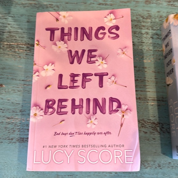 Lucy Score Knockout series. - Picture 2 of 4